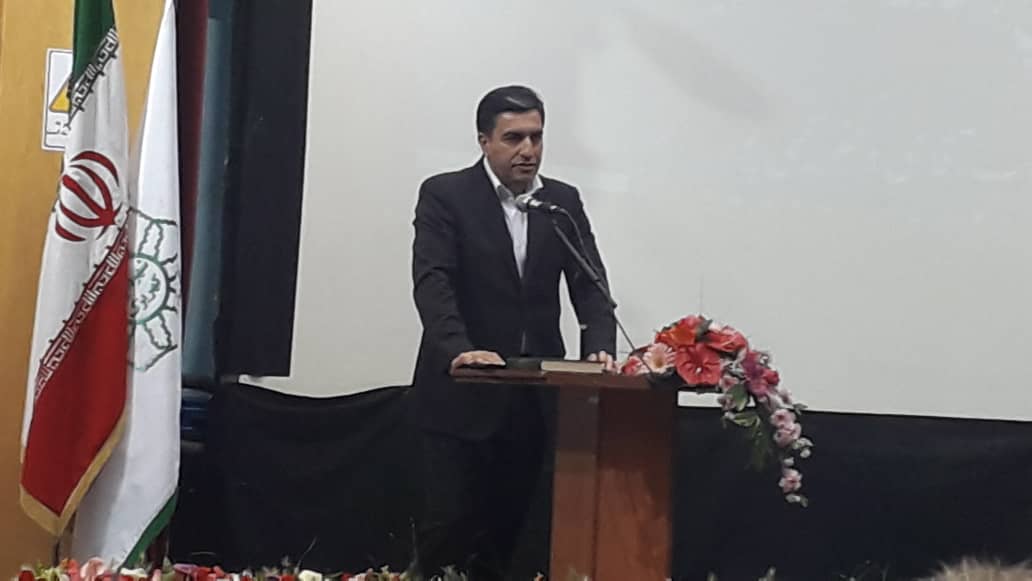 شهرداران باید نسبت به ایجاد منابع درآمدی پایدار ترغیب شوند/ مدیریت درآمد و هزینه مهم‌ترین شاخصه مدیران شهری است