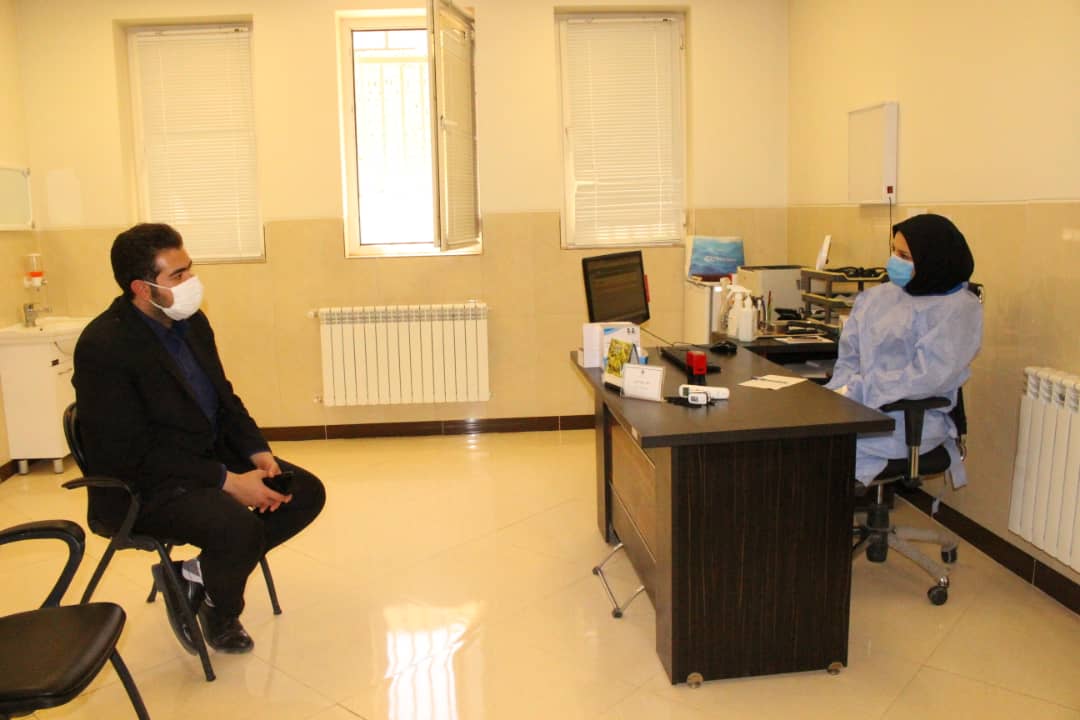 رانندگان ناوگان عمومی روستای گلحصار به شیلد مجهز می شوند
