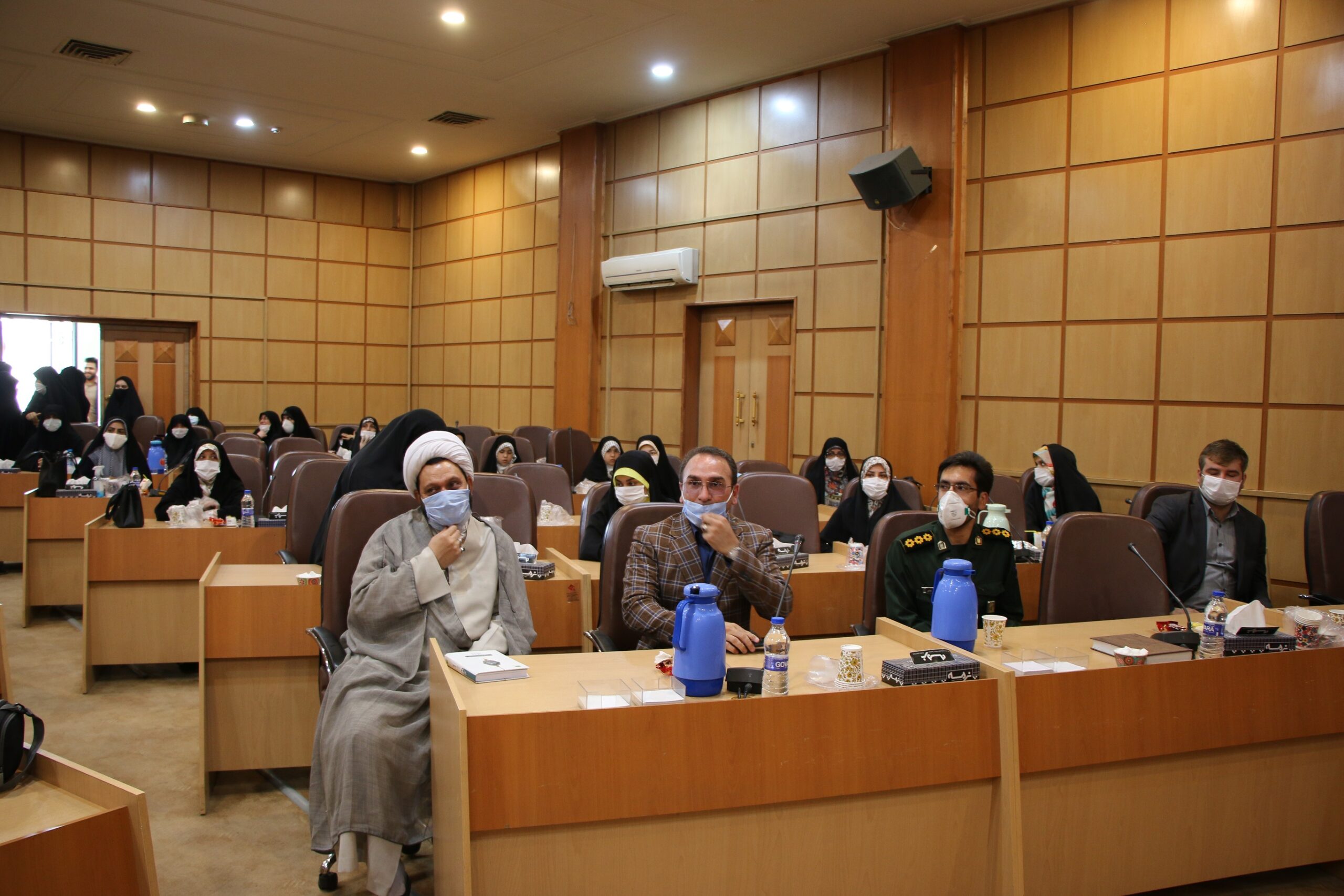IMG 6087 scaled | گزارش تصویری| تجلیل از بانوان فرهیخته و فعال در ترویج فرهنگ عفاف و حجاب در بخش کهریزک