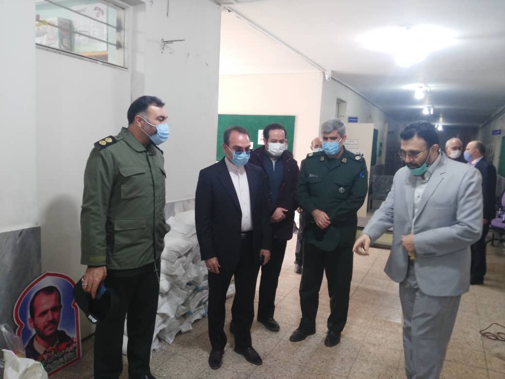 بسته های معیشتی بین دانش آموزان نیازمند بخش کهریزک توزیع می شود