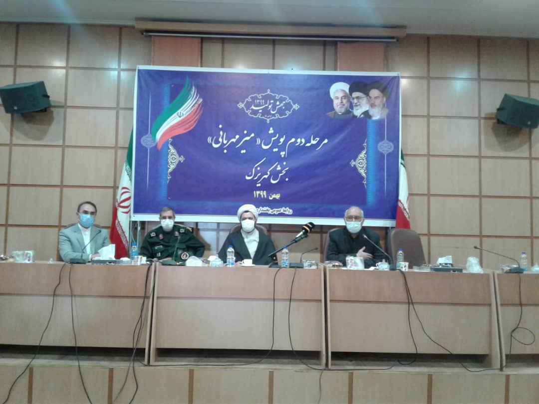 بخشدار کهریزک: اهدای ۷۰ تبلت در مرحله دوم پویش مهربانی در بخش کهریزک؛ دهه فجر طلیعه حمایت از نیازمندان است