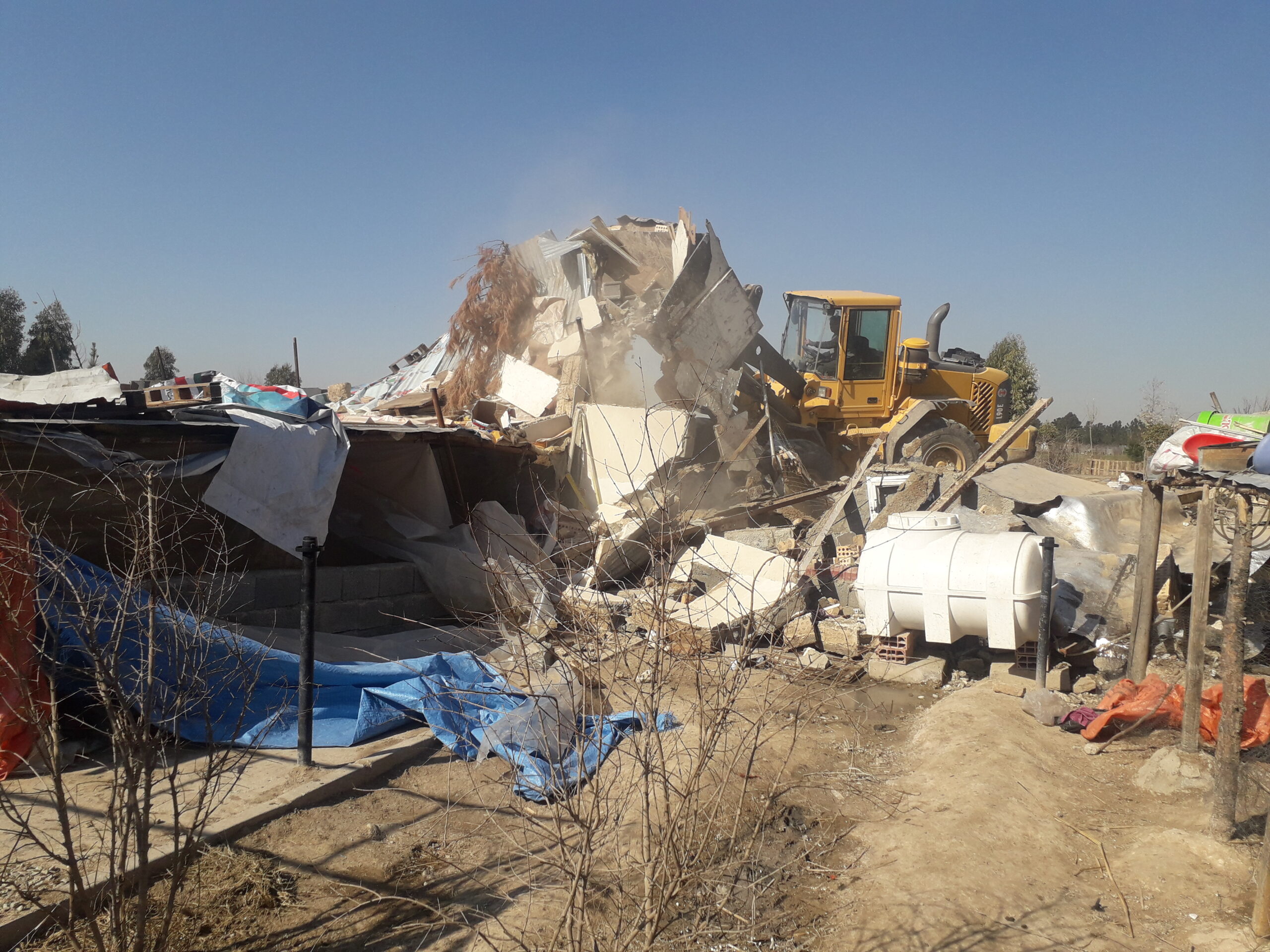 20210221 102645 scaled | گزارش تصویری 2| تخریب 51 مورد ساخت و ساز غیرمجاز در روستای درسن‌آباد