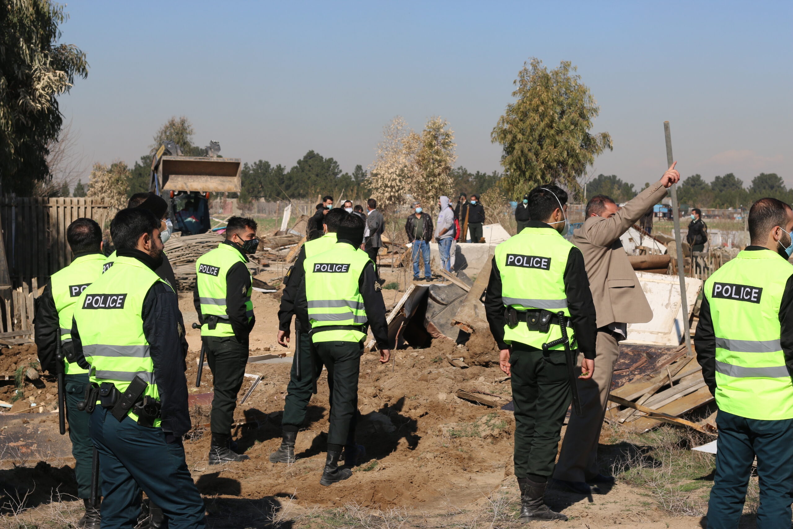 IMG 8530 scaled | گزارش تصویری 2| تخریب 51 مورد ساخت و ساز غیرمجاز در روستای درسن‌آباد