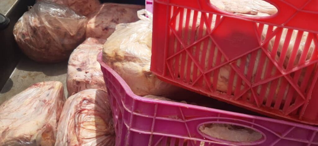 1 6 | بیش از 280 کیلوگرم مرغ فاسد و قطعه بندی شده در باقرشهر کشف شد