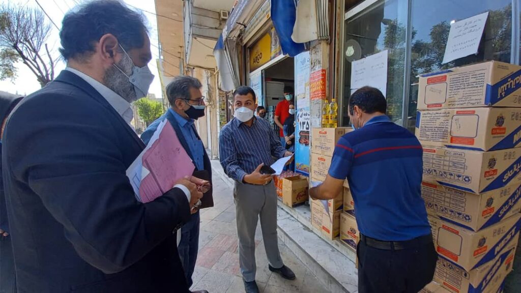3 15 | توزیع 2 هزار بطری روغن به قیمت مصوب دولتی در بخش کهریزک