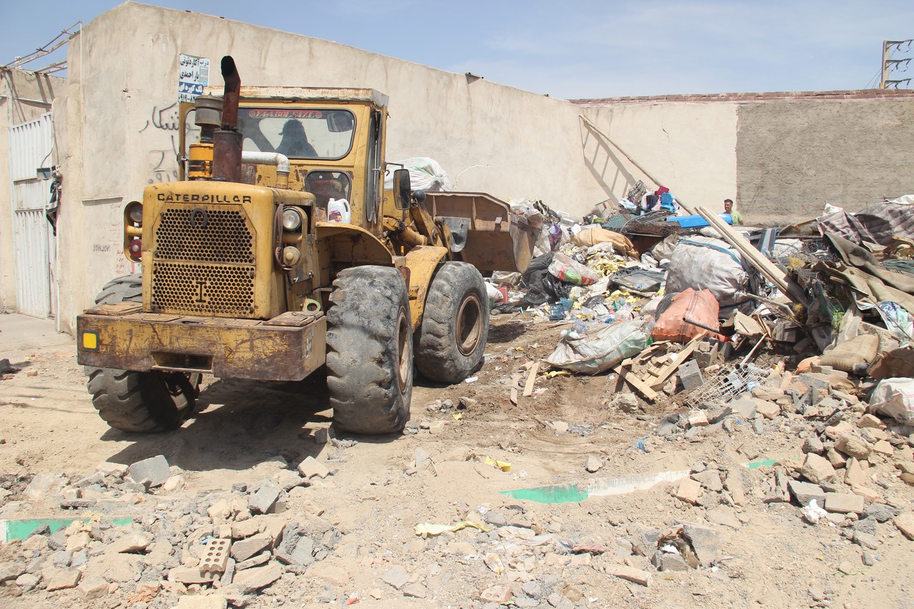 IMG 8363 | گزارش تصویری تخریب ساخت وساز غیرمجاز در ورودی روستای قمصر