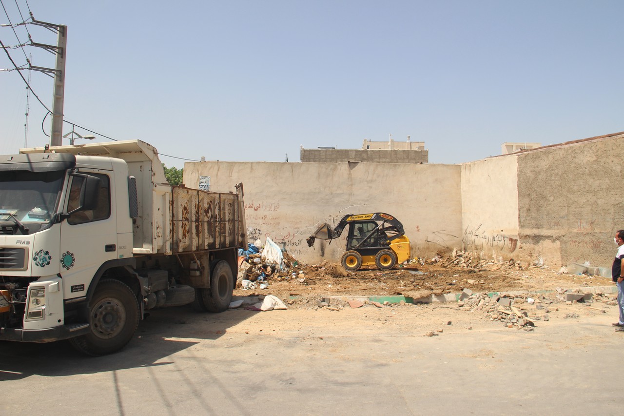 IMG 8416 | گزارش تصویری تخریب ساخت وساز غیرمجاز در ورودی روستای قمصر