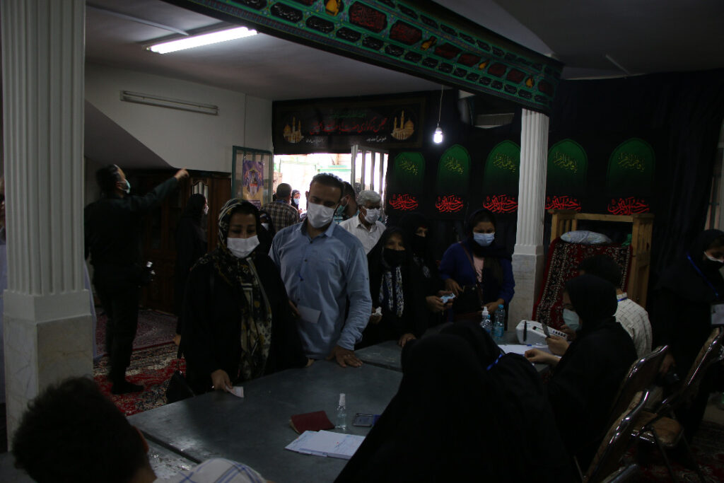 4 18 | حضور مردم پای صندوق های رای در بخش کهریزک