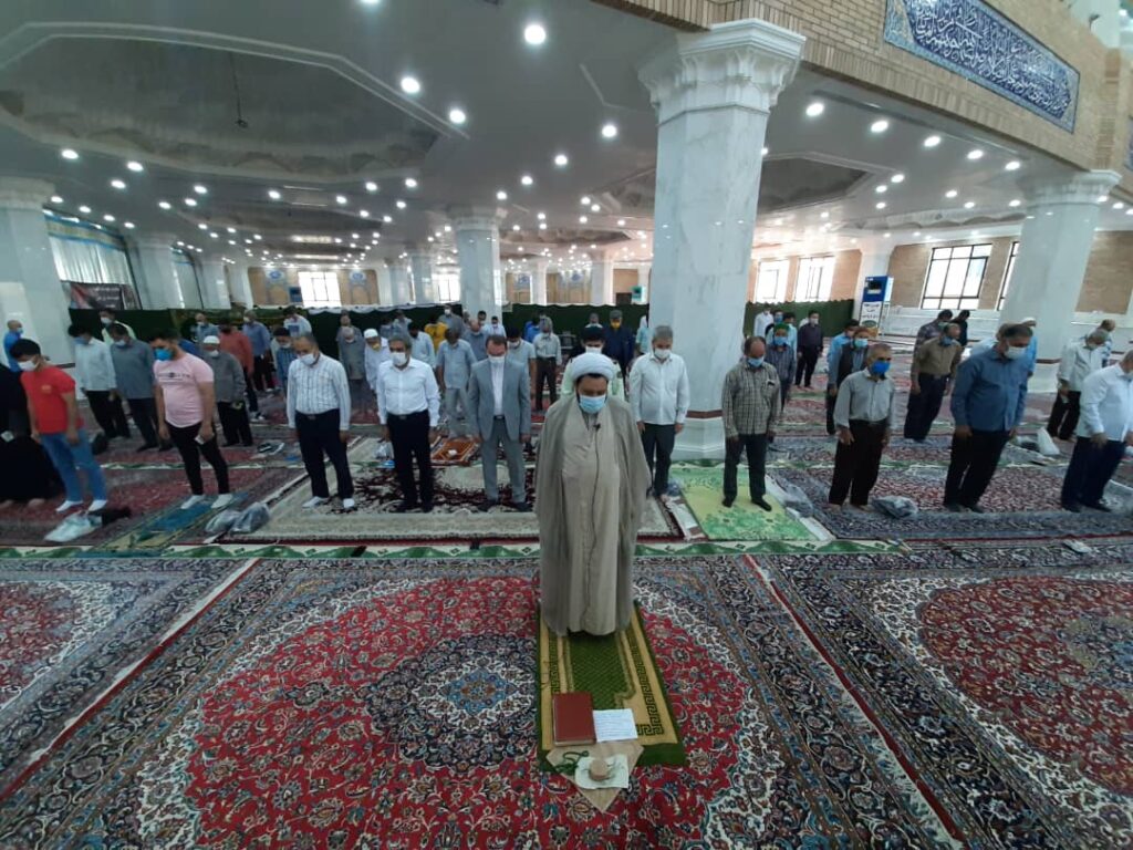 4 8 | حضور بخشدار کهریزک در نماز عید سعید قربان