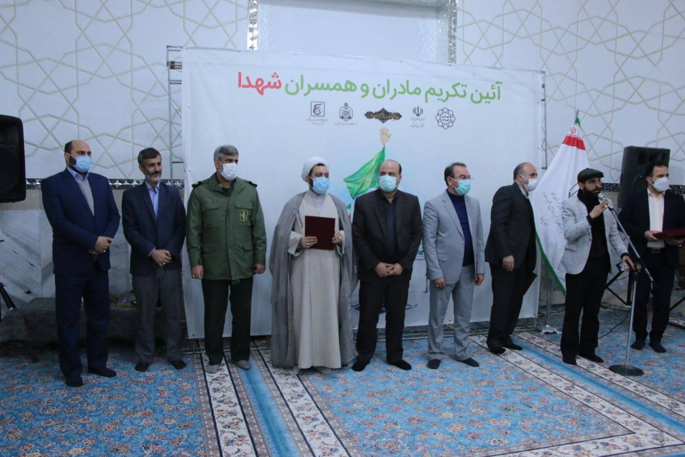 برگزاری آیین تجلیل از مادران و همسران شهدا در آستان امامزادگان ابراهیم(ع) و اسماعیل(ع) کهریزک
