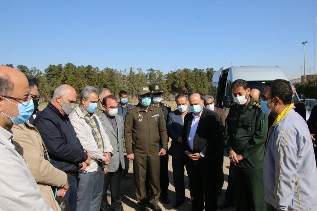 IMG 7173 compress96 | کاشت نهال توسط بخشدار و اعضای شورای تامین بخش کهریزک به مناسبت روز درختکاری