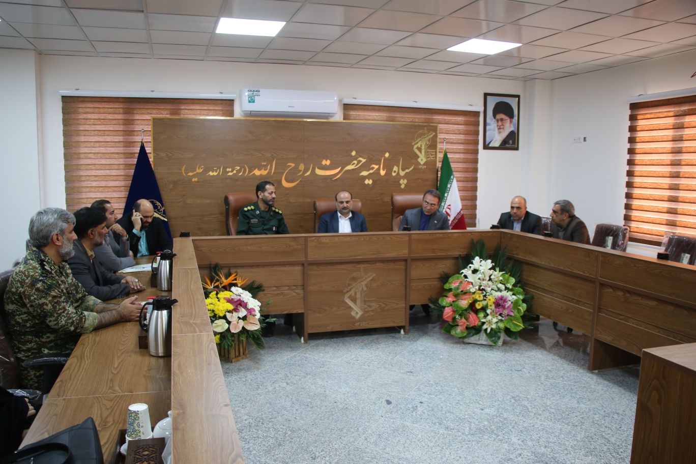 تجلیل بخشدار کهریزک از فرماندهان بسیج ناحیه حضرت روح الله(ره)
