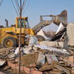 تخریب ساخت و سازهای غیرمجاز در روستای سلمان‌آباد و تبائین